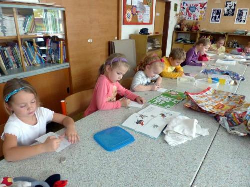 Ve výtvarném kroužku