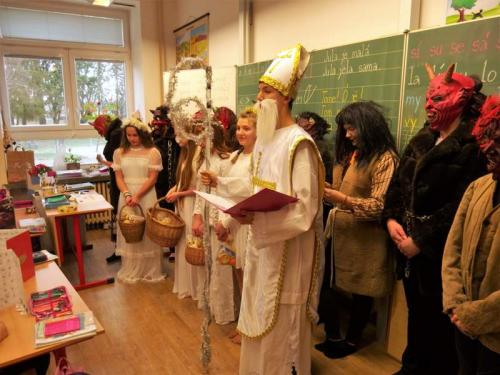 Mikulášská nadílka ve škole