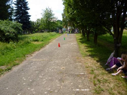 Závody na koloběžkách