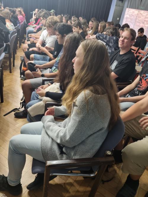  Divadelní představení Peter Black 2 - v angličtině