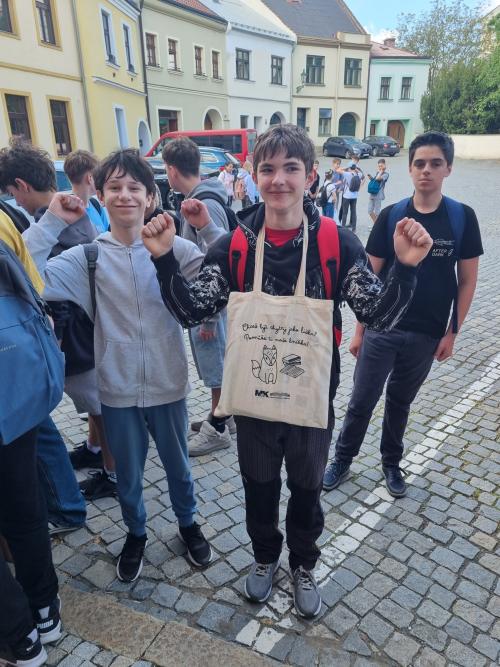 Úniková hra a divadlo v angličtině - osmáci v akci